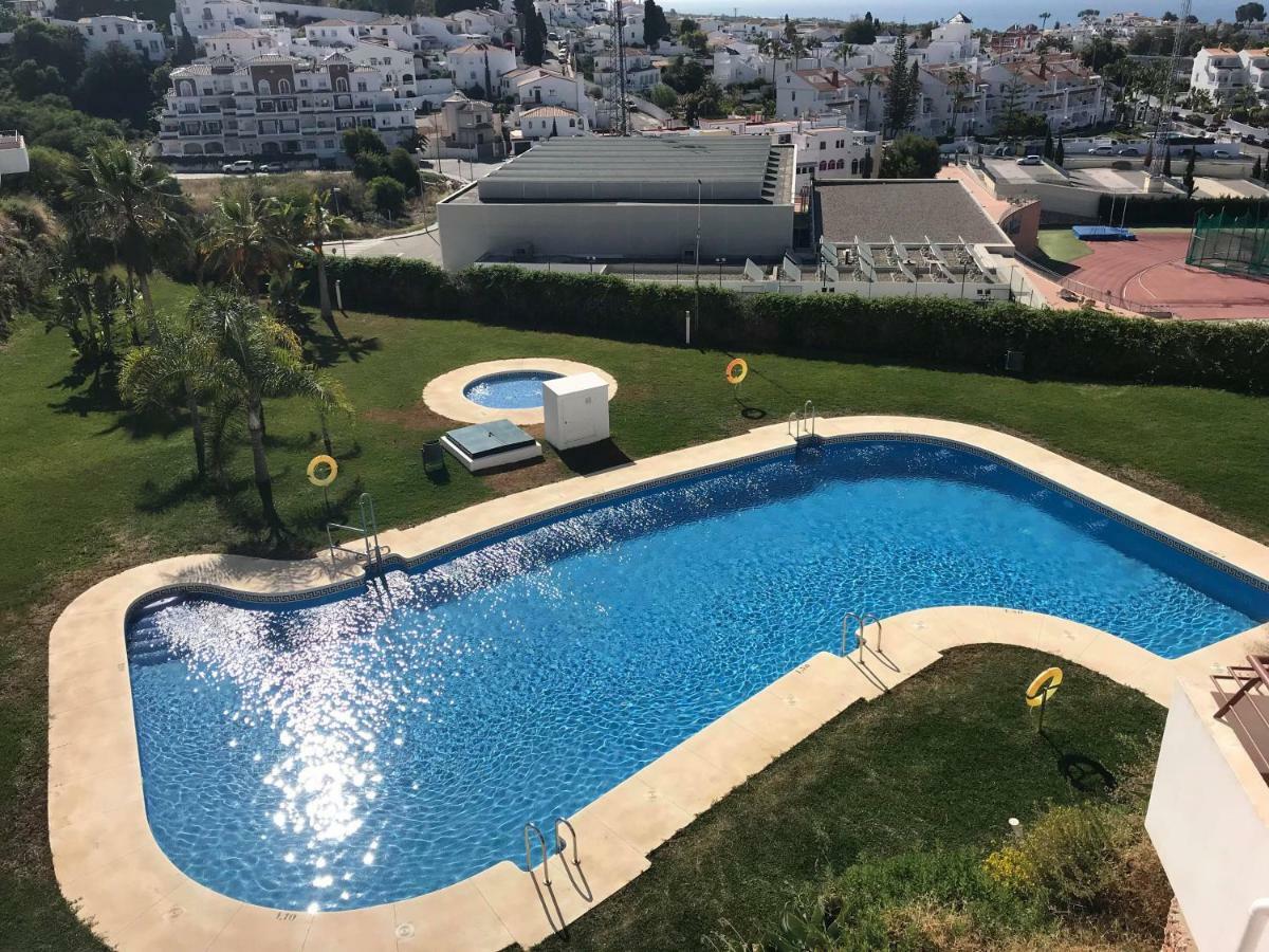 شقة El Sol De Nerja Oro المظهر الخارجي الصورة